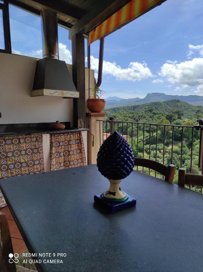 B&B Il Padrino Savoca Dış mekan fotoğraf