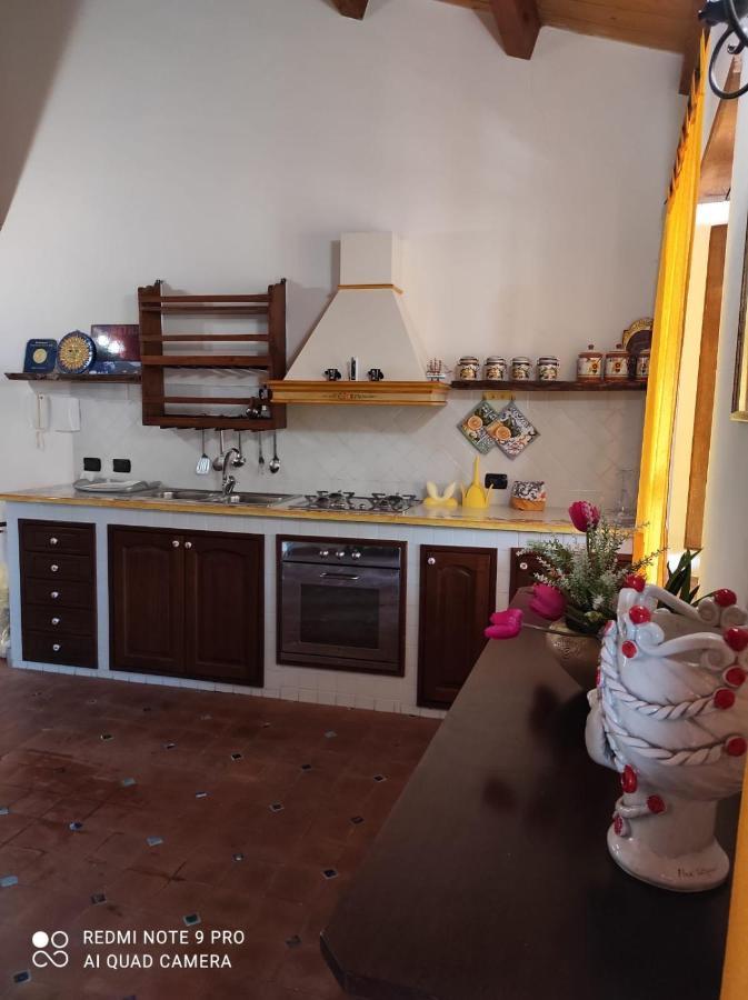 B&B Il Padrino Savoca Dış mekan fotoğraf