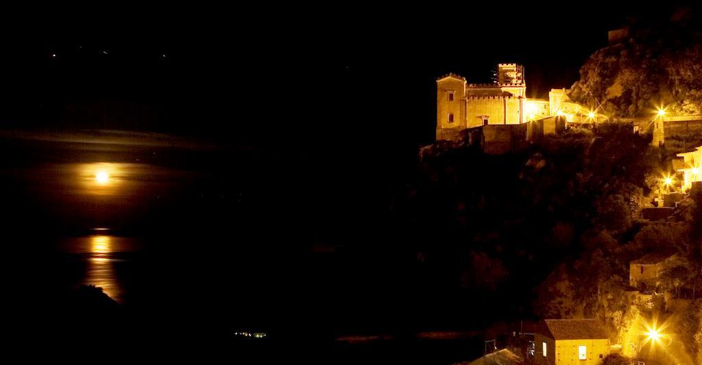 B&B Il Padrino Savoca Dış mekan fotoğraf
