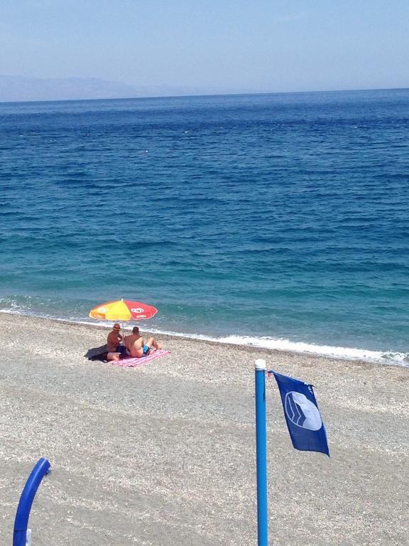 B&B Il Padrino Savoca Dış mekan fotoğraf